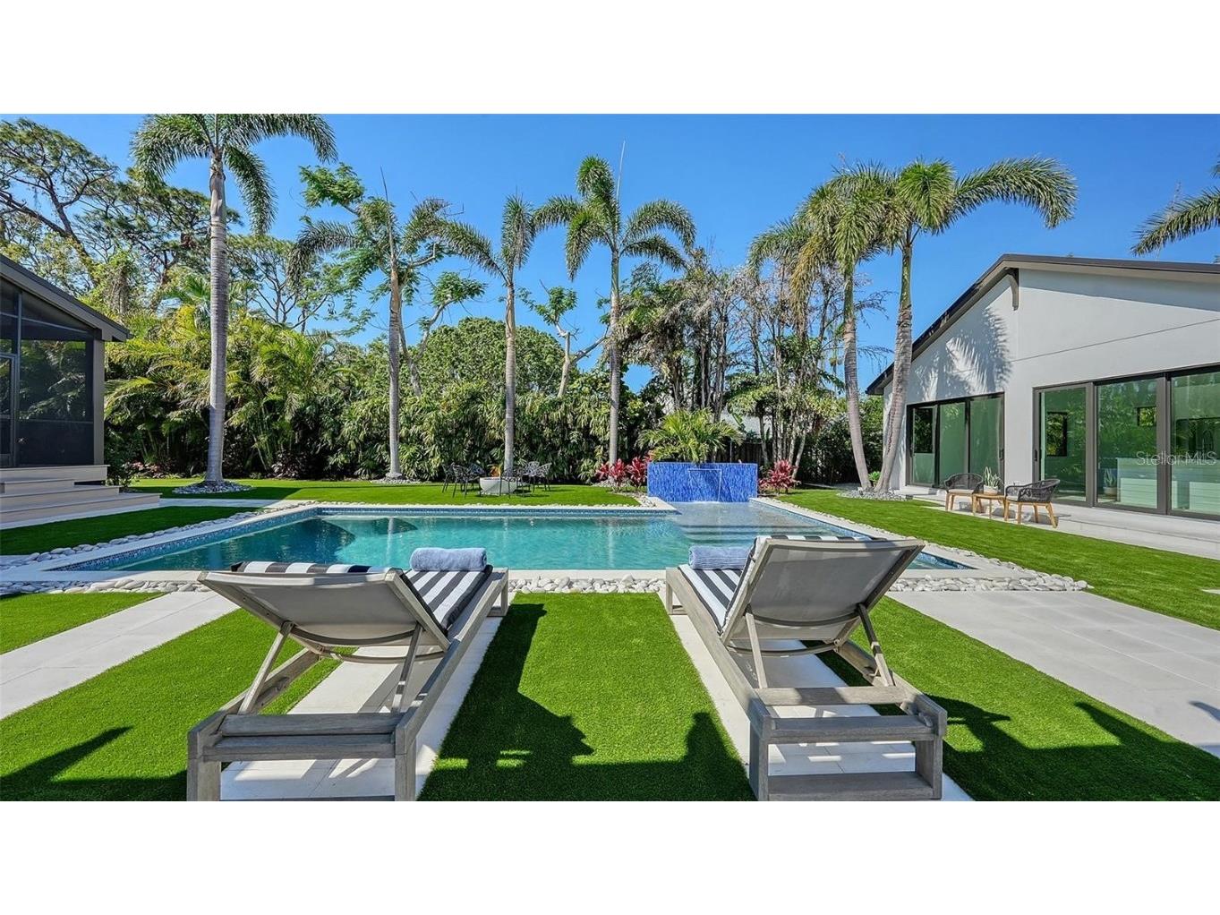 5035 Bay Shore Road Sarasota FL 34234 A4667963 image48