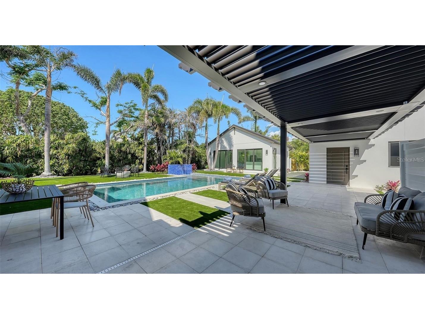 5035 Bay Shore Road Sarasota FL 34234 A4667963 image61