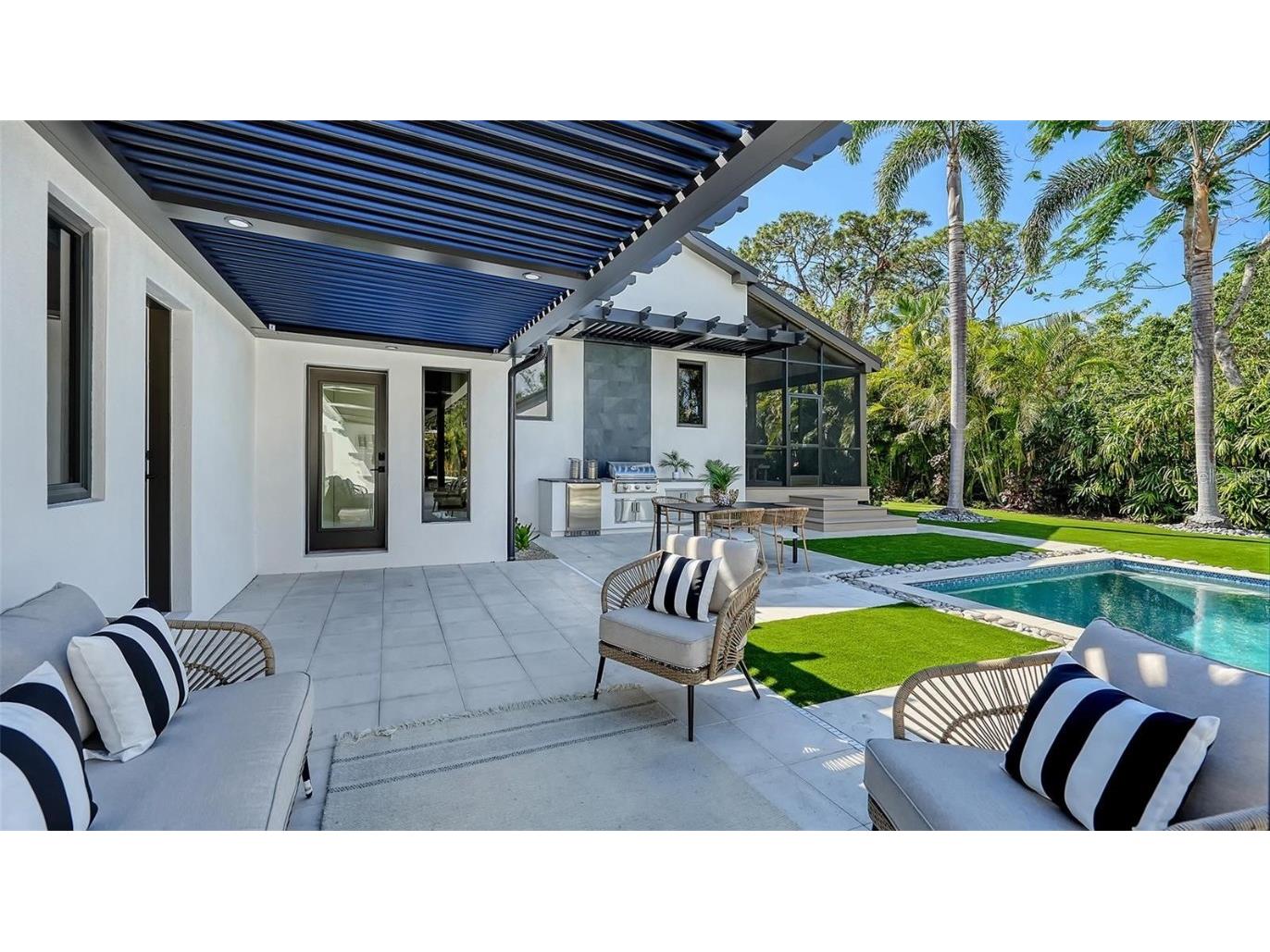 5035 Bay Shore Road Sarasota FL 34234 A4667963 image62