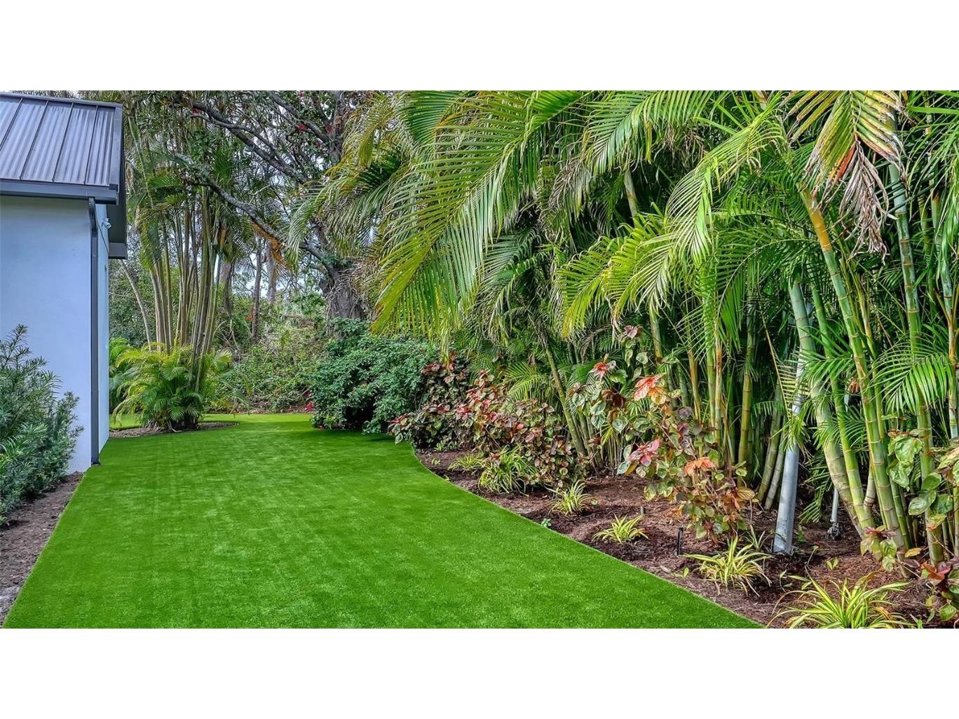 5035 Bay Shore Road Sarasota FL 34234 A4667963 image65