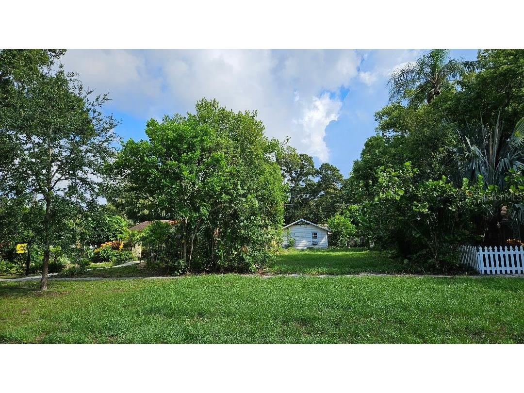 5035 Burlington Avenue N Saint Petersburg FL 33710 U8212244 image1