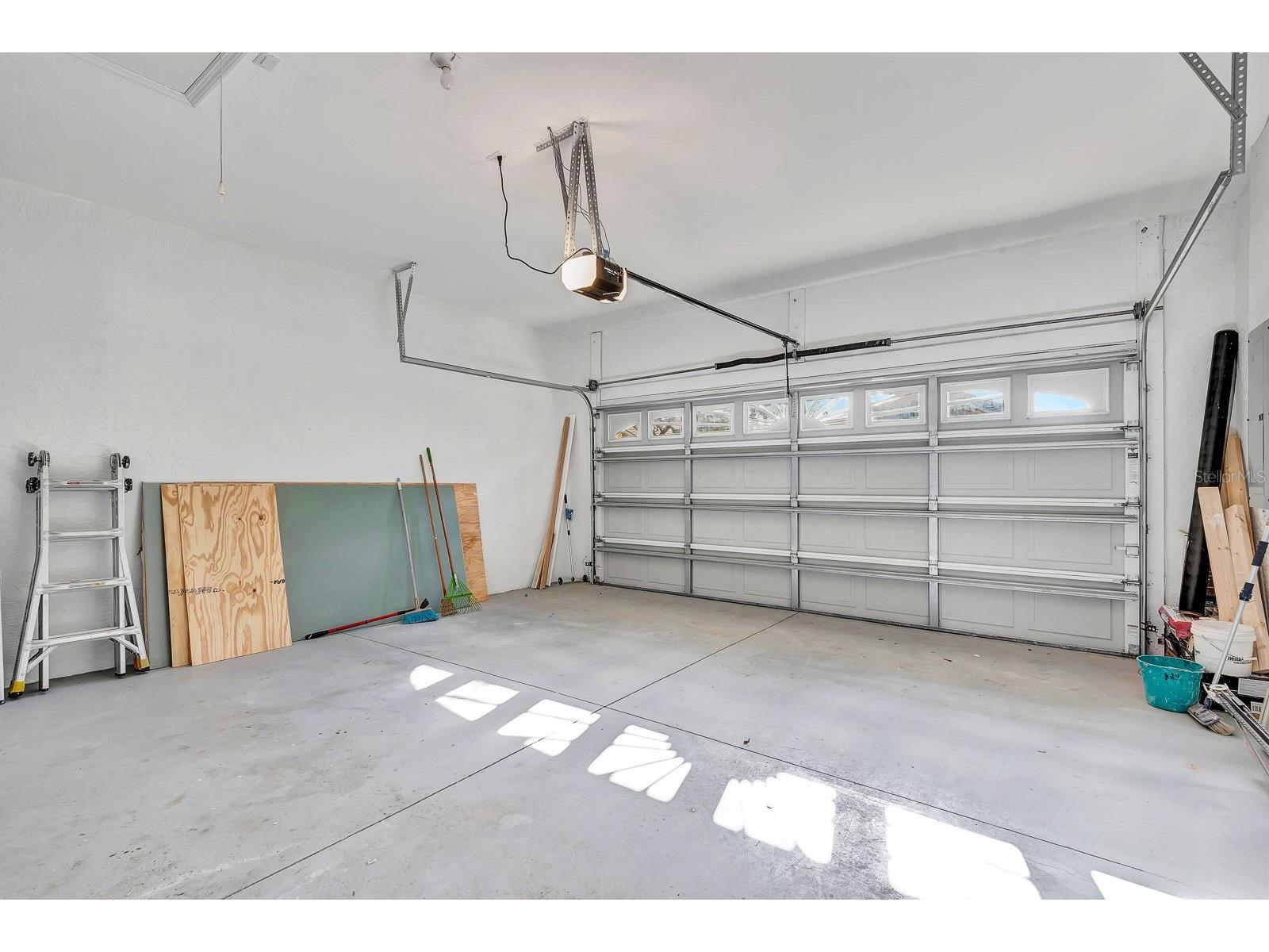 5035 Lakescene Place Sarasota FL 34243 A4683762 image38
