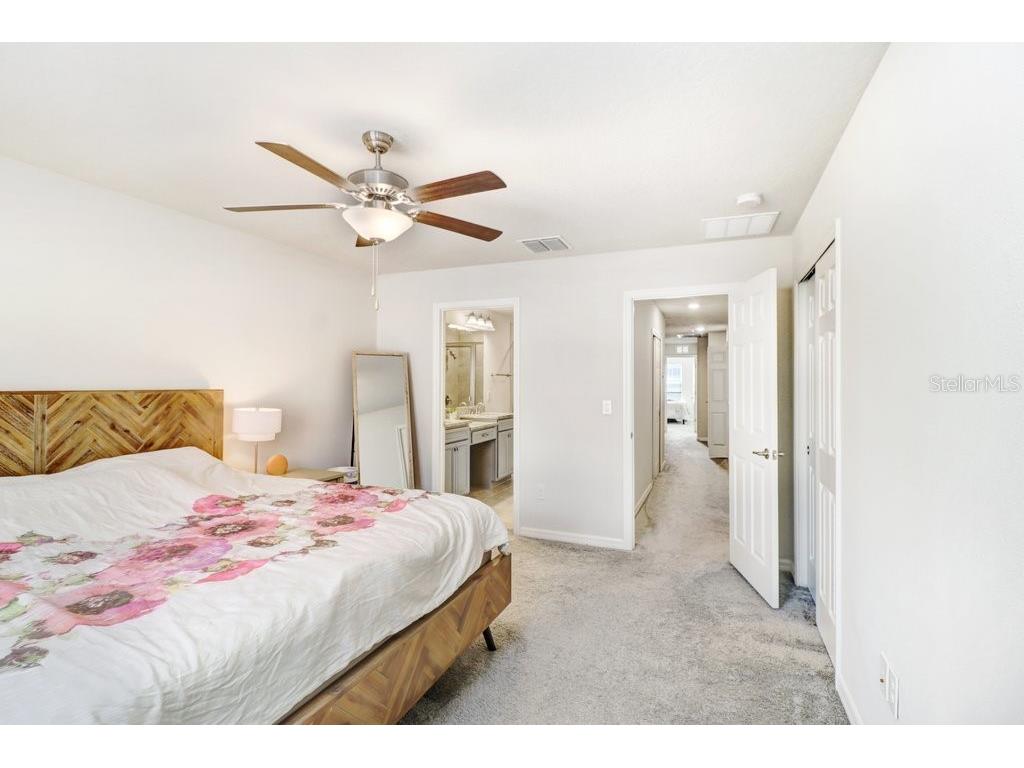 5036 Blue Latan Lane Tampa FL 33610 TB8527121 image16