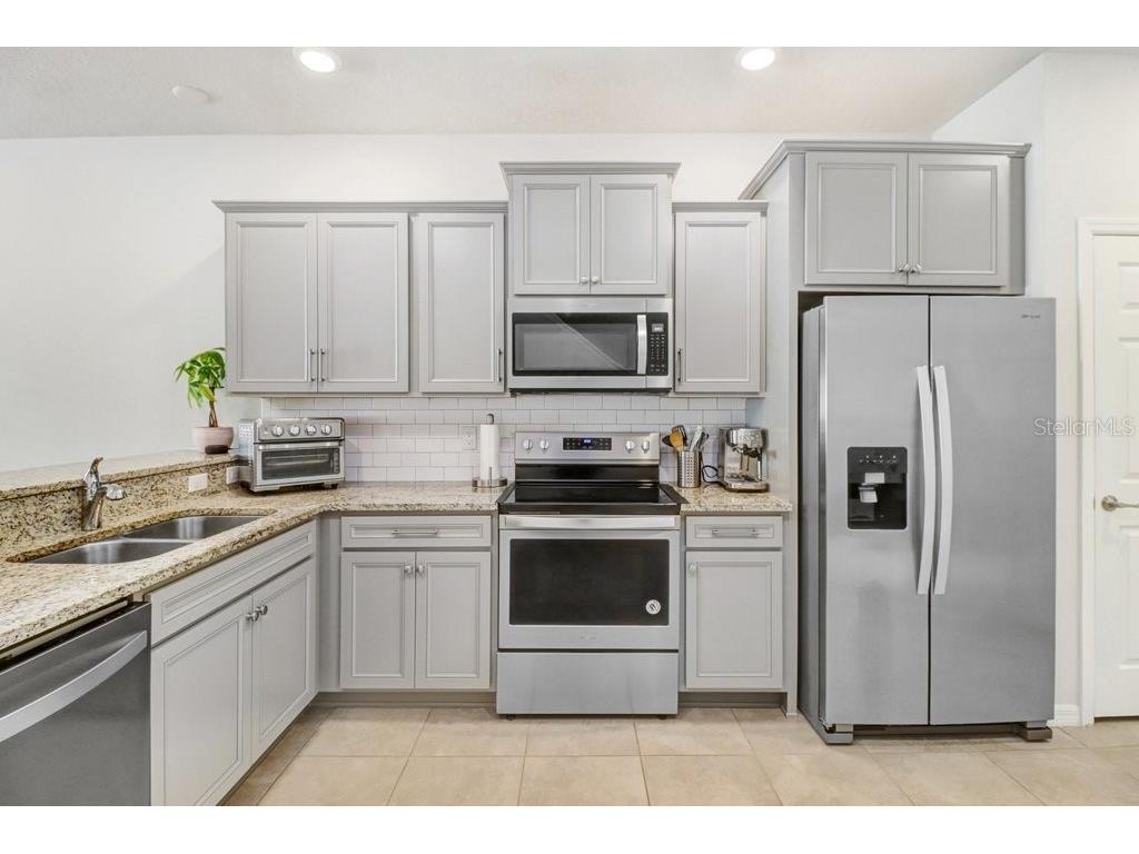 5036 Blue Latan Lane Tampa FL 33610 TB8527121 image8