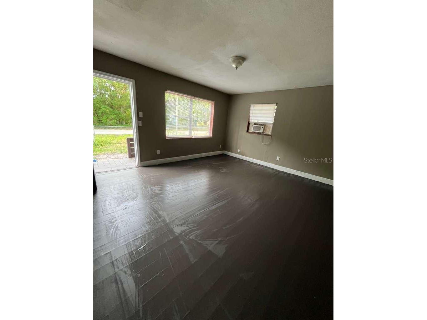 5036 College Orlando FL 32811 O6399460 image19