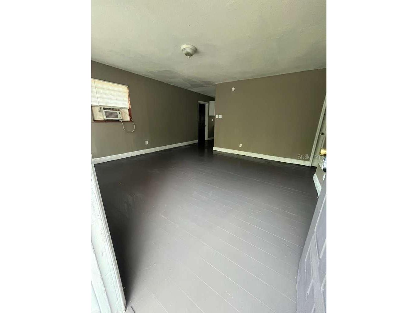 5036 College Orlando FL 32811 O6399460 image20