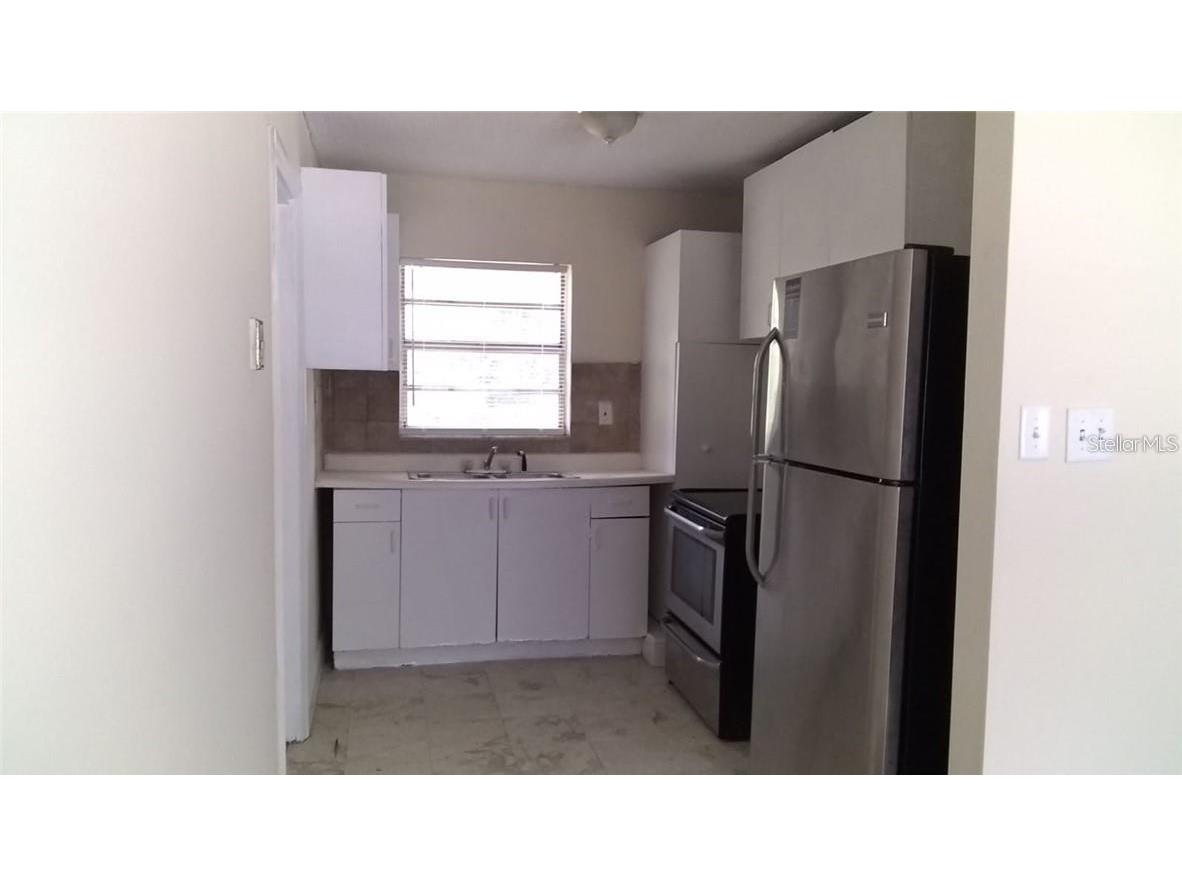 5036 College Orlando FL 32811 O6399460 image8