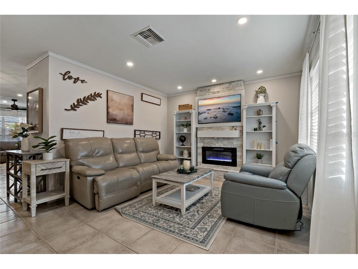 5036 Glenhurst Lane New Port Richey FL 34653 TB8425039 image3