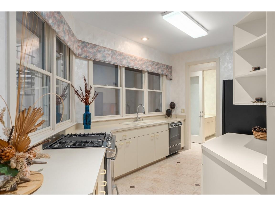 5036 Latrobe Drive Windermere FL 34786 - LAKE BESSIE O6346003 image37