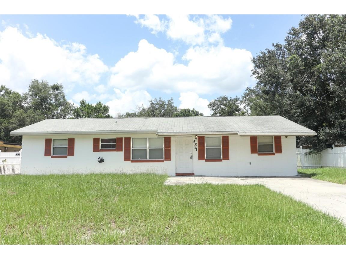5037 Cassatt Avenue Orlando FL 32808 O6128445 image1