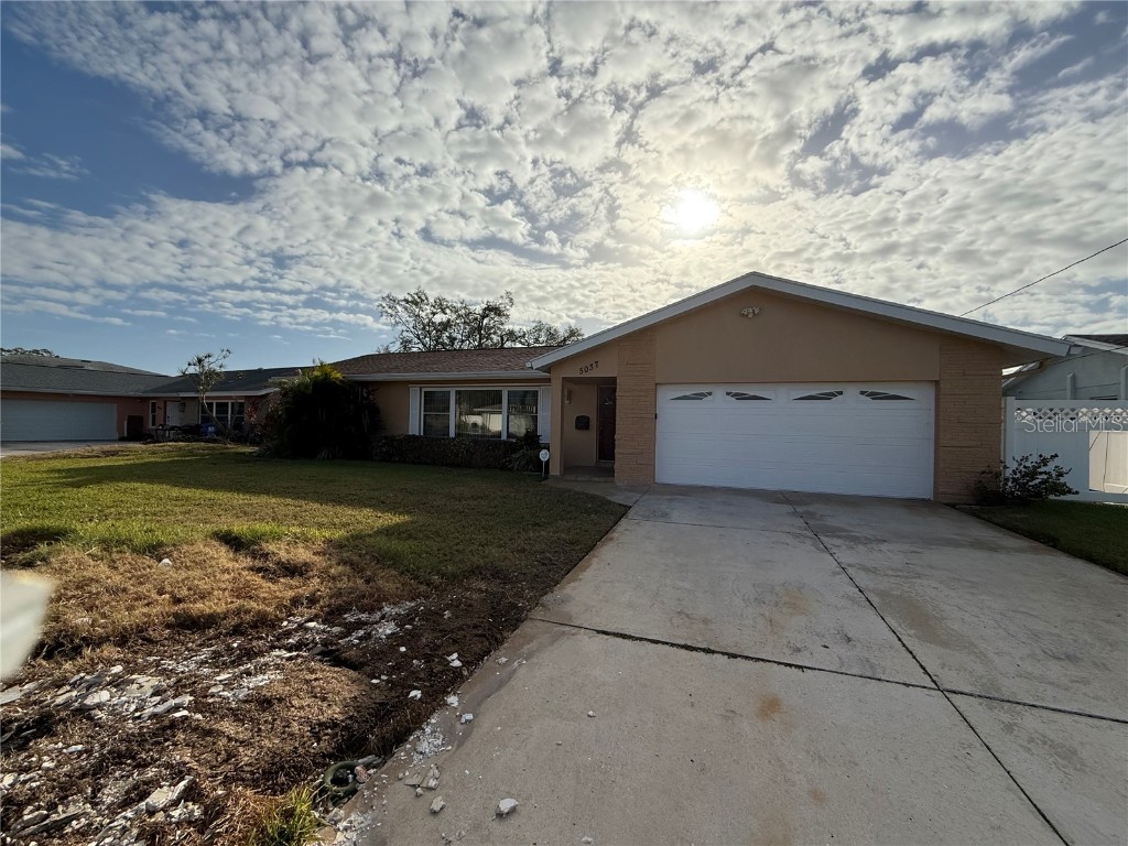 5037 Dover Street NE Saint Petersburg FL 33703 J983779 image1