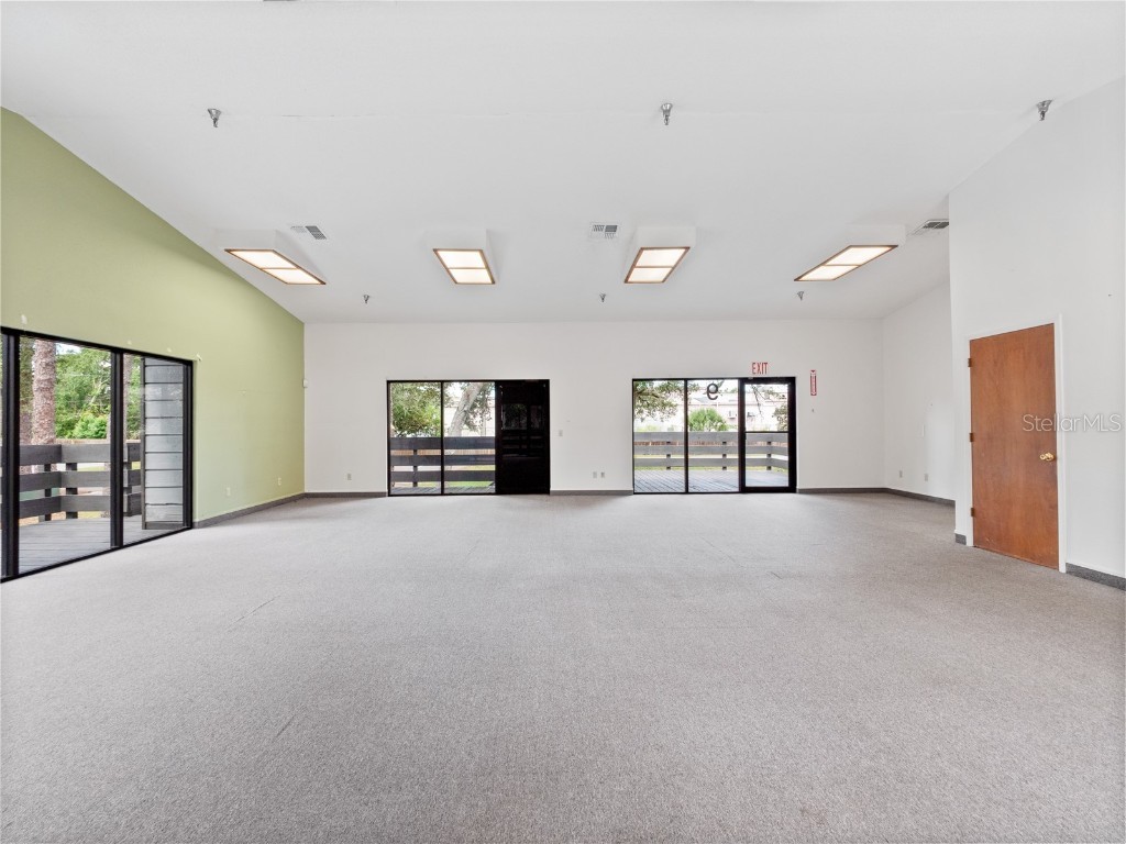 5037 North Lane Orlando FL 32808 S5126829 image8