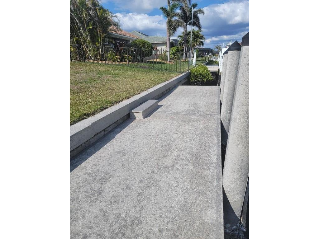 5038 Bal Harbor Blvd. Punta Gorda FL 33950 O6278490 image4