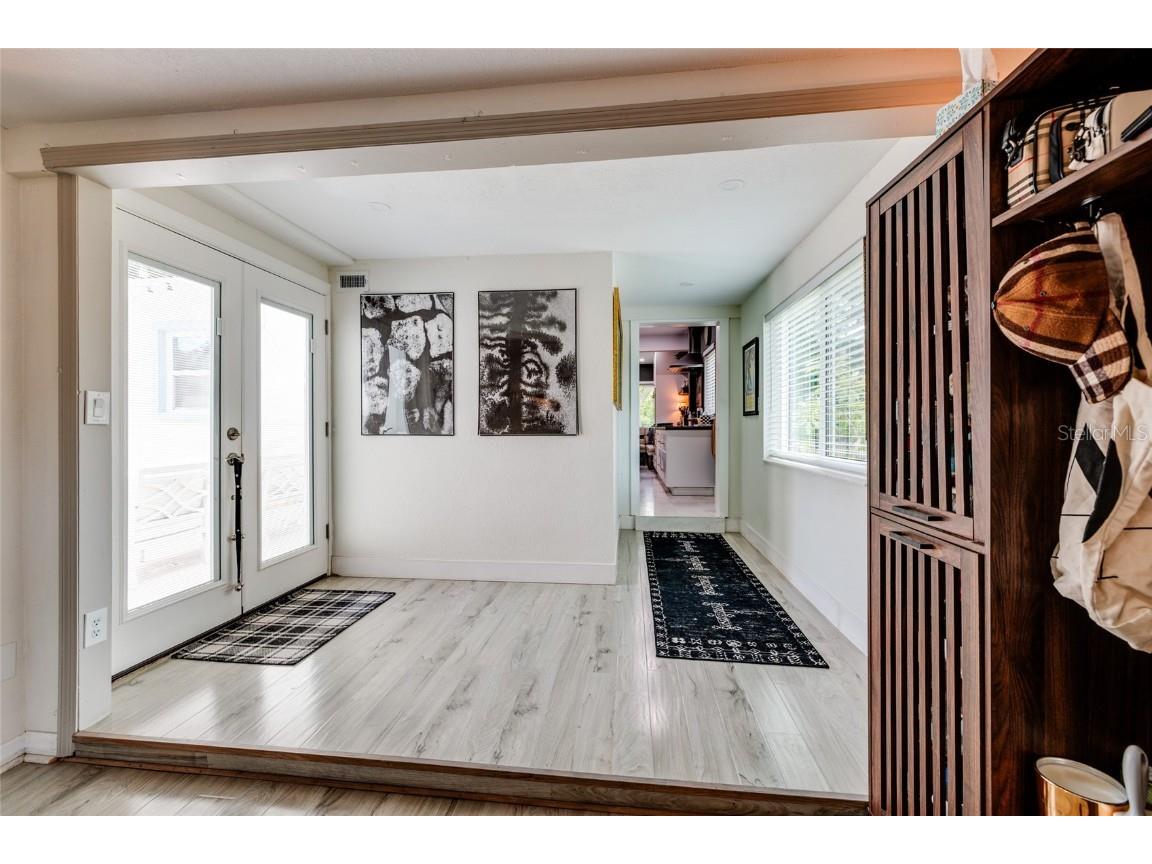 5039 Dr Martin Luther King Jr Street N Saint Petersburg FL 33703 TB8446580 image21