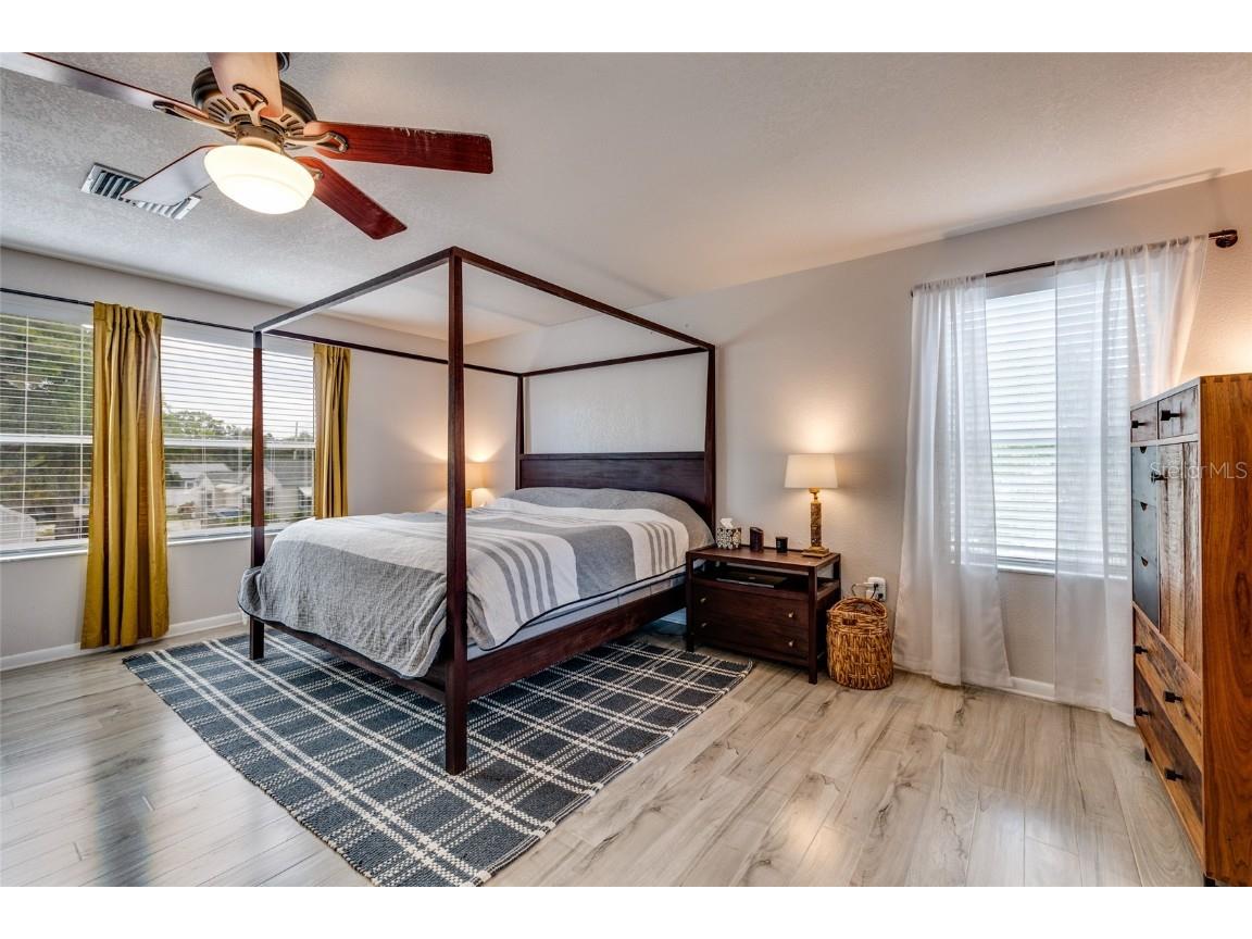 5039 Dr Martin Luther King Jr Street N Saint Petersburg FL 33703 TB8446580 image23