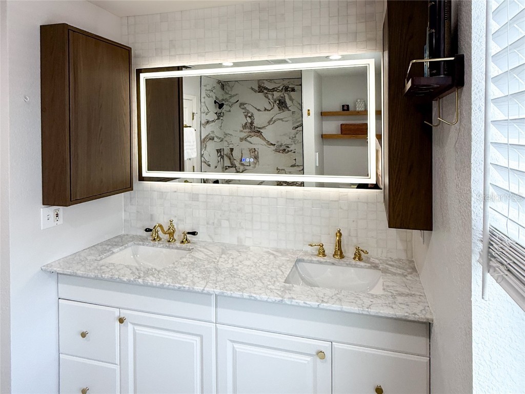 5039 Dr Martin Luther King Jr Street N Saint Petersburg FL 33703 TB8446580 image24