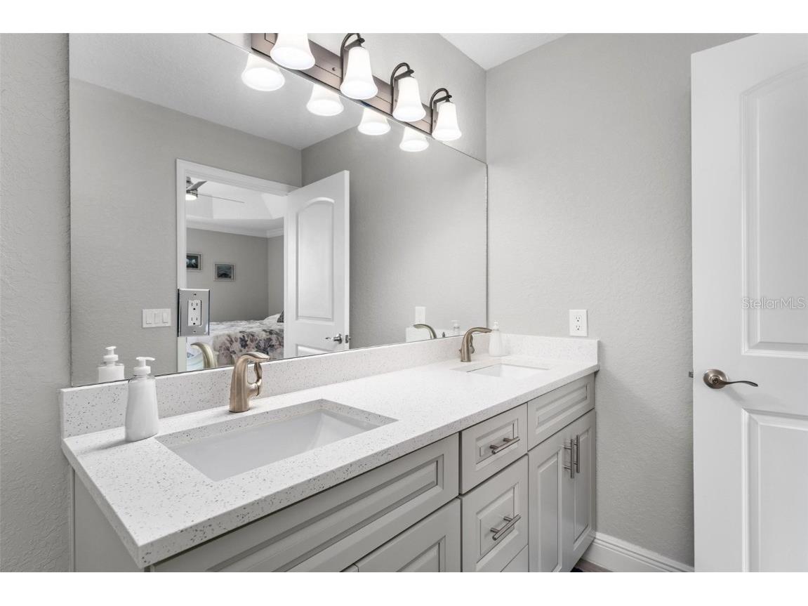 5039 NE 125th Loop Oxford FL 34484 O6349279 image40