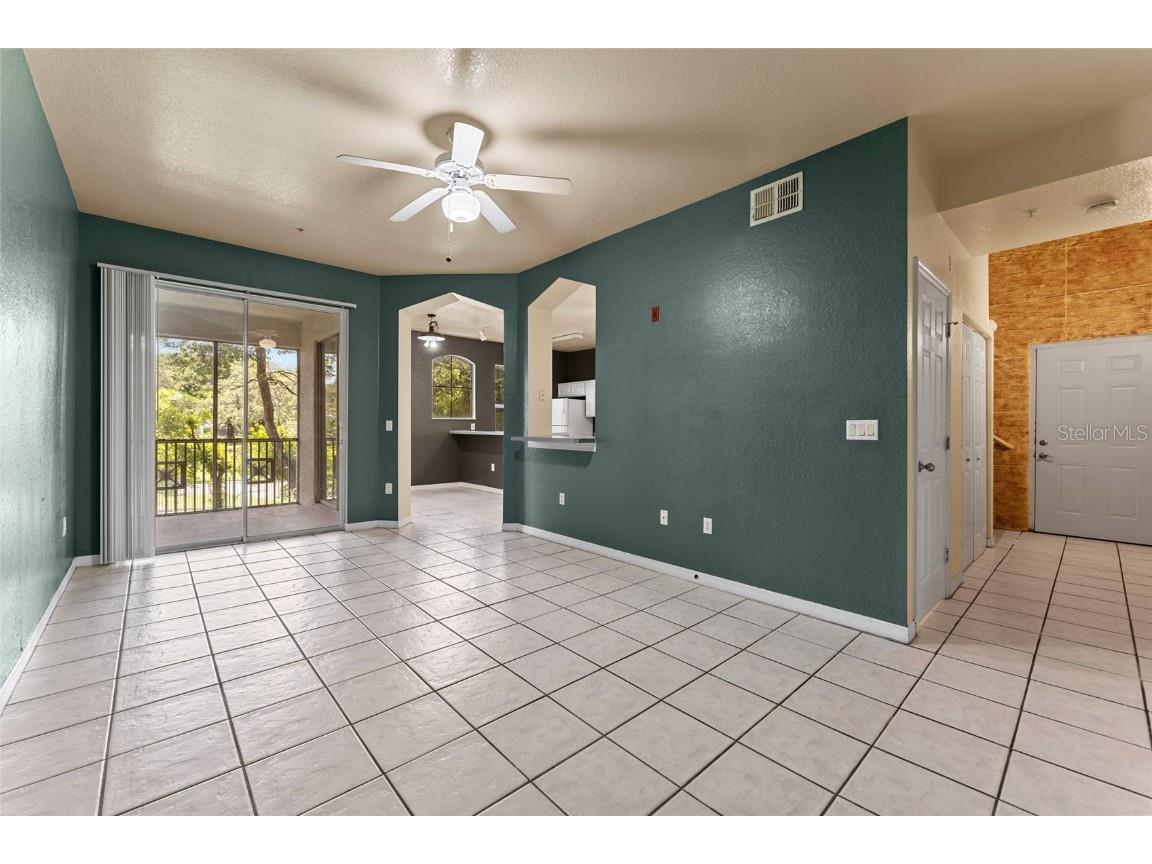 5039 Sunridge Palms Drive #204 Tampa FL 33617 TB8419327 image5