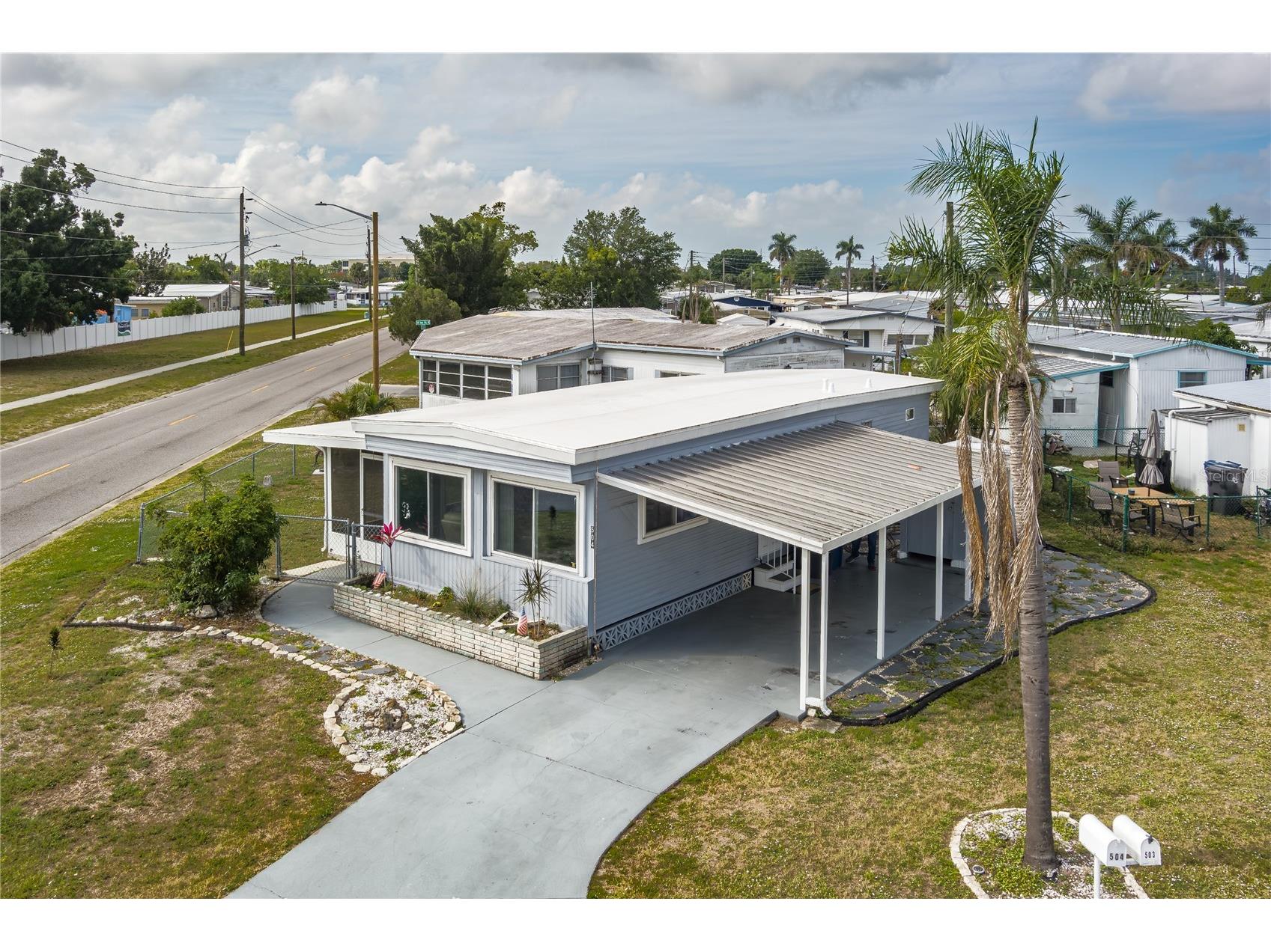 504 50th Avenue Dr W Bradenton FL 34207 A4676264 image2