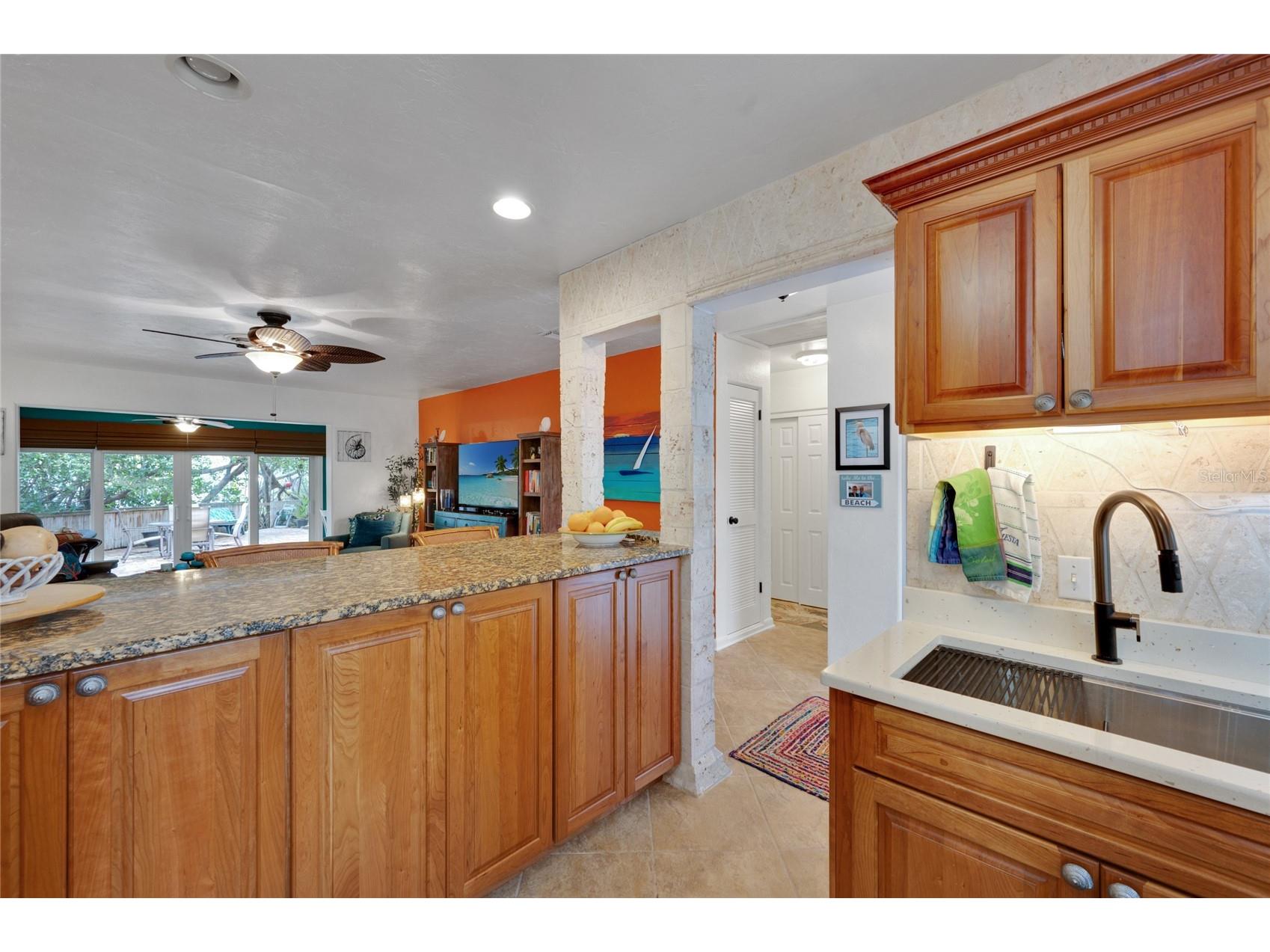 504 58th Street Holmes Beach FL 34217 A4685187 image17