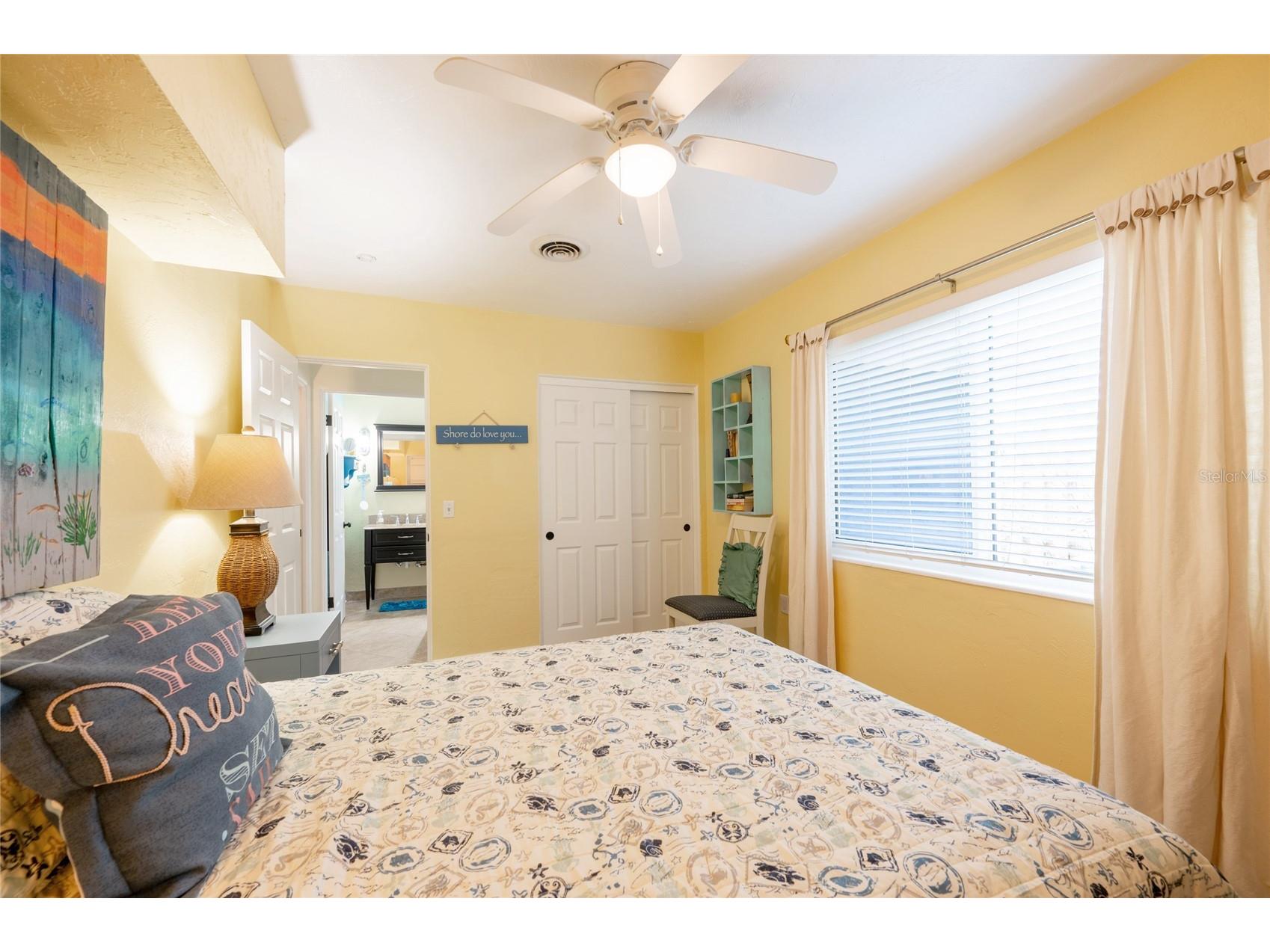 504 58th Street Holmes Beach FL 34217 A4685187 image33