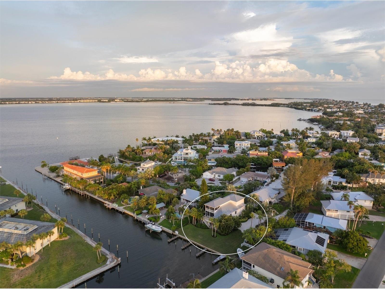 504 59th Street Holmes Beach FL 34217 A4677906 image1