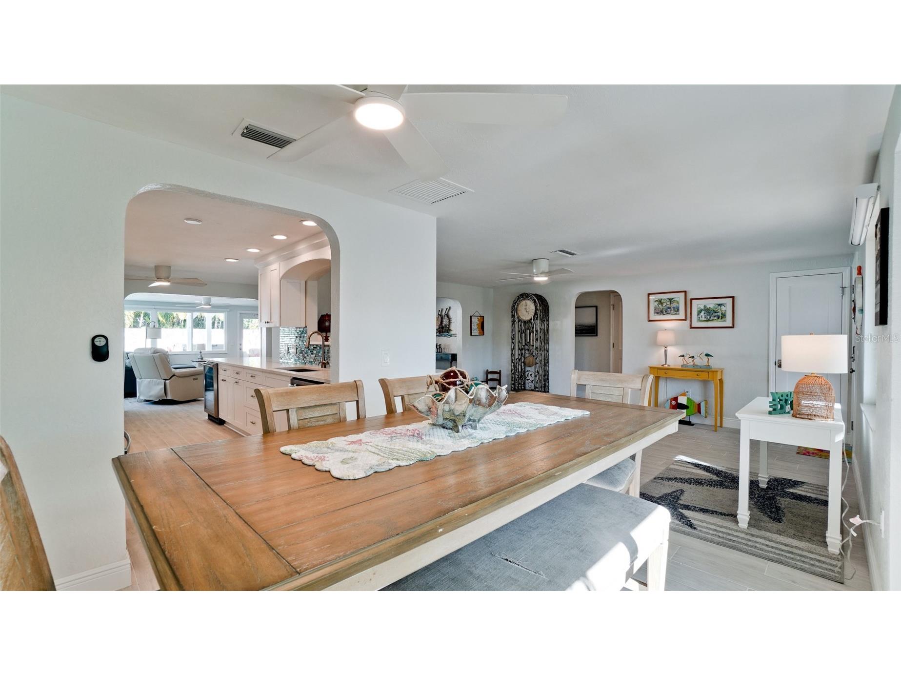 504 69th Street Holmes Beach FL 34217 A4688938 image13