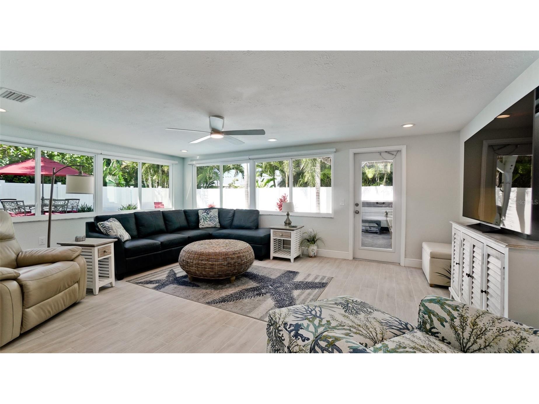 504 69th Street Holmes Beach FL 34217 A4688938 image16