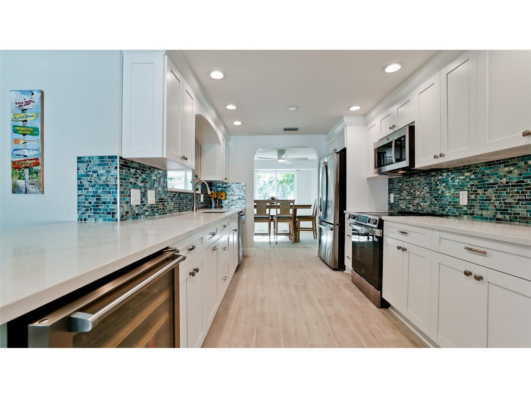 504 69th Street Holmes Beach FL 34217 A4688938 image20