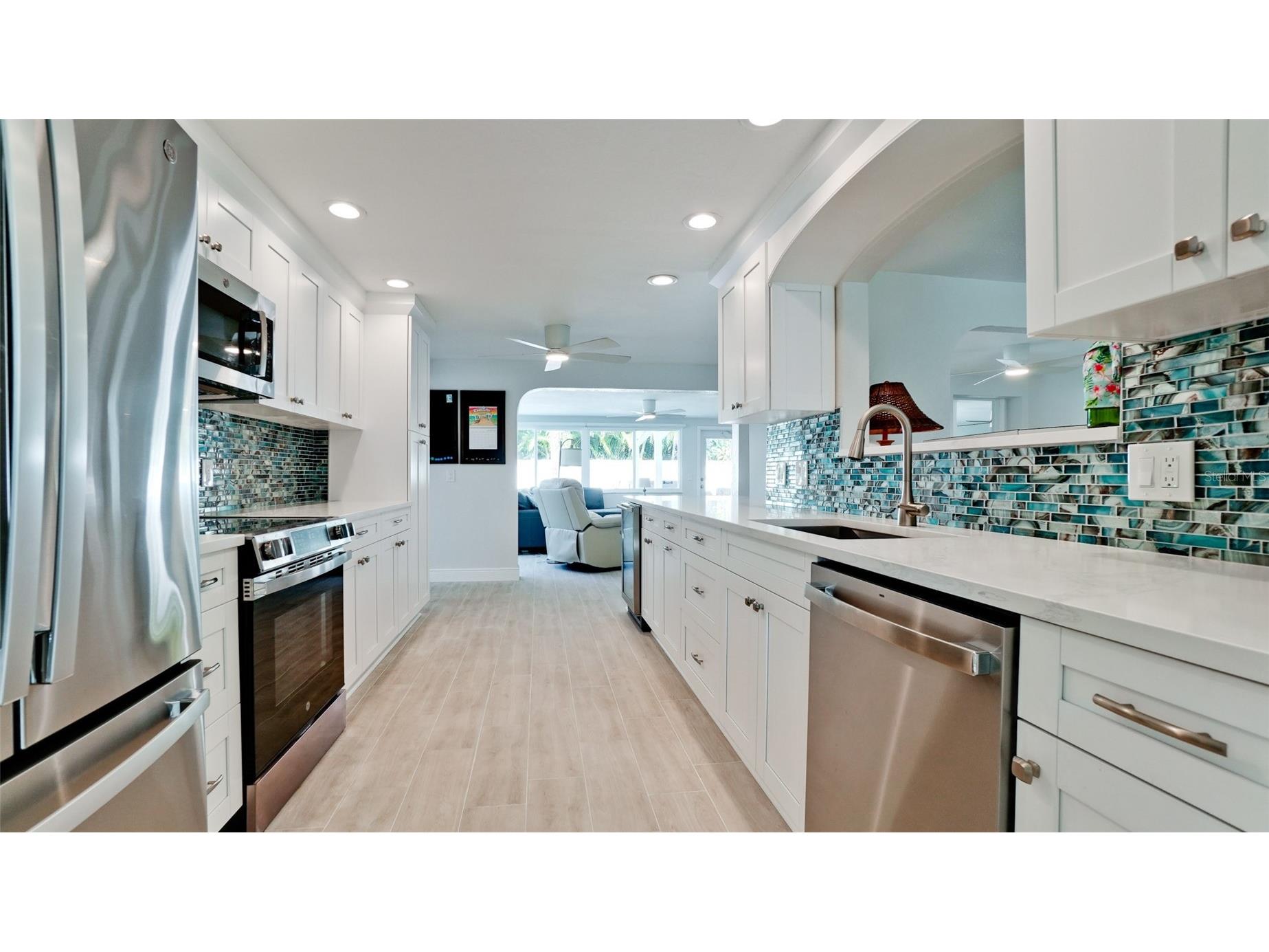 504 69th Street Holmes Beach FL 34217 A4688938 image21