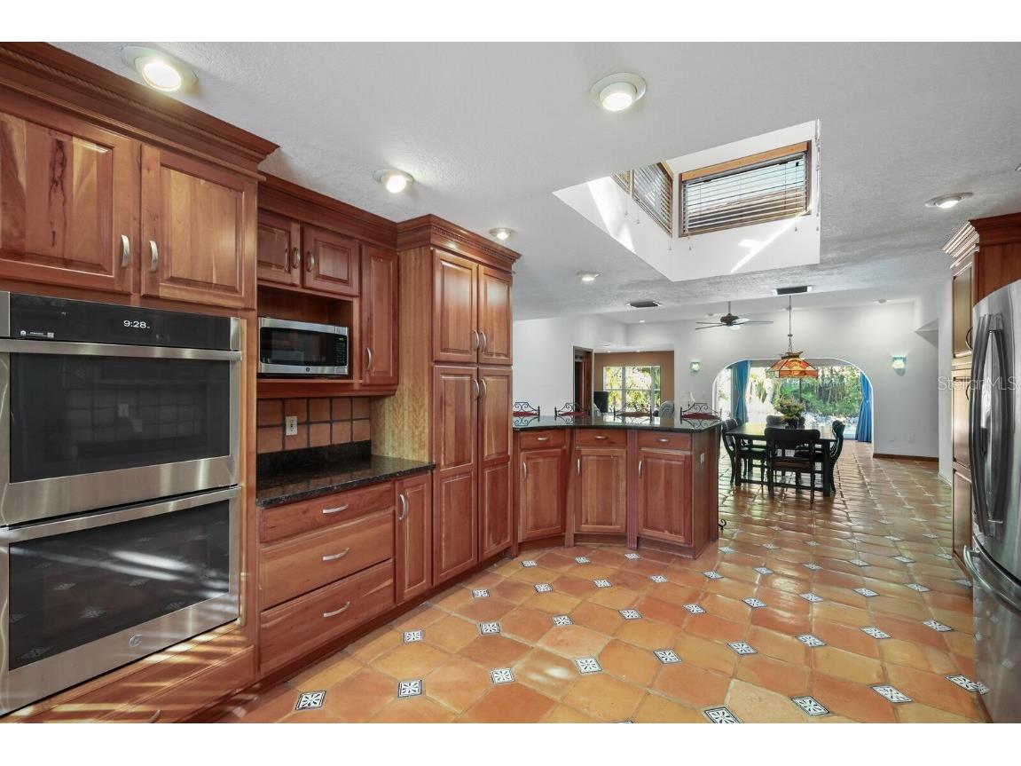 504 71st Street Holmes Beach FL 34217 A4604367 image11