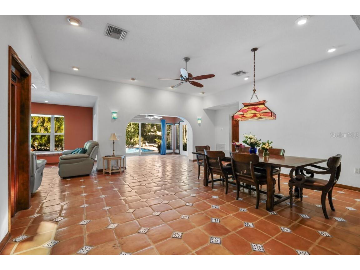 504 71st Street Holmes Beach FL 34217 A4604367 image13