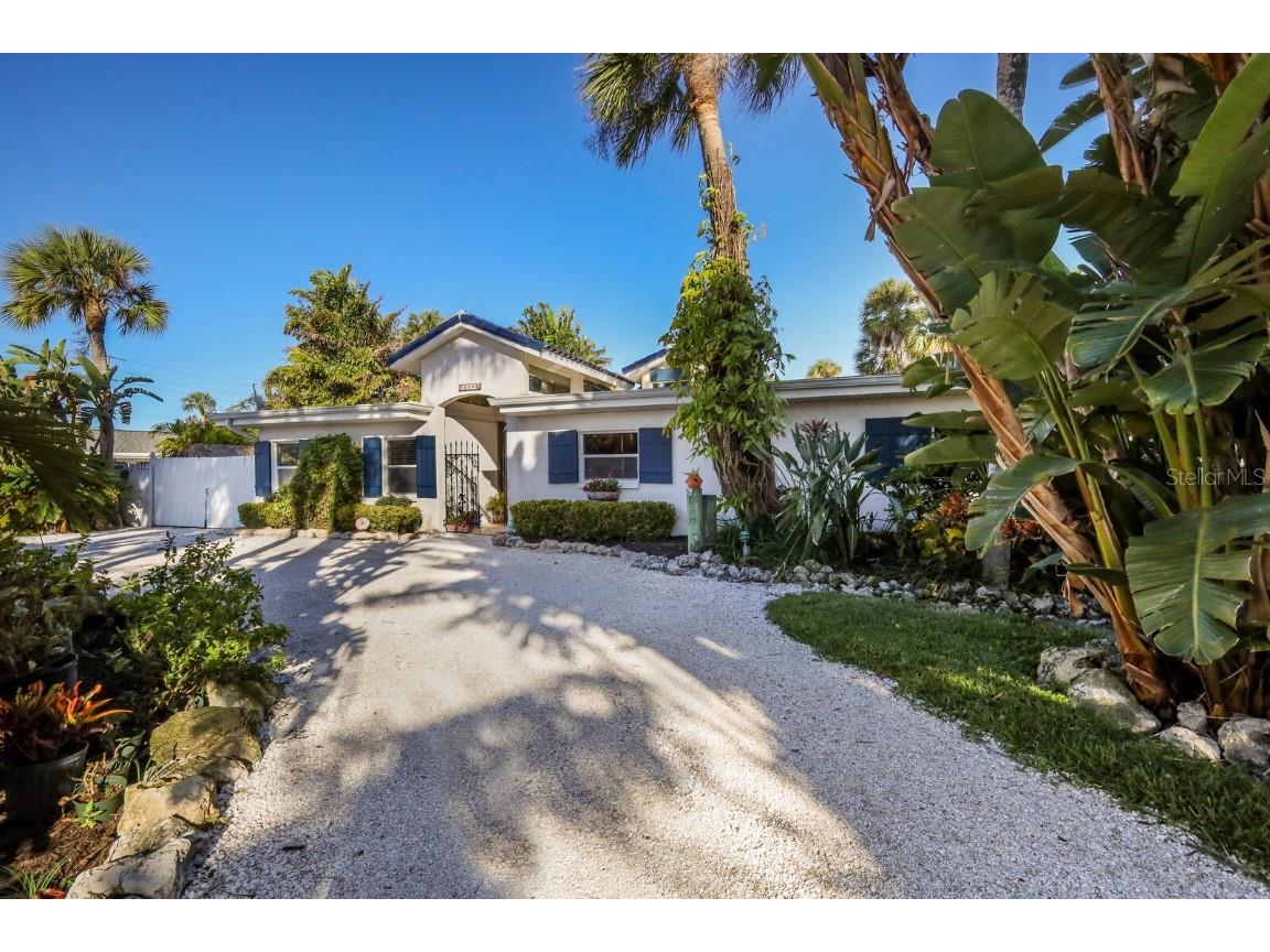 504 71st Street Holmes Beach FL 34217 A4604367 image2