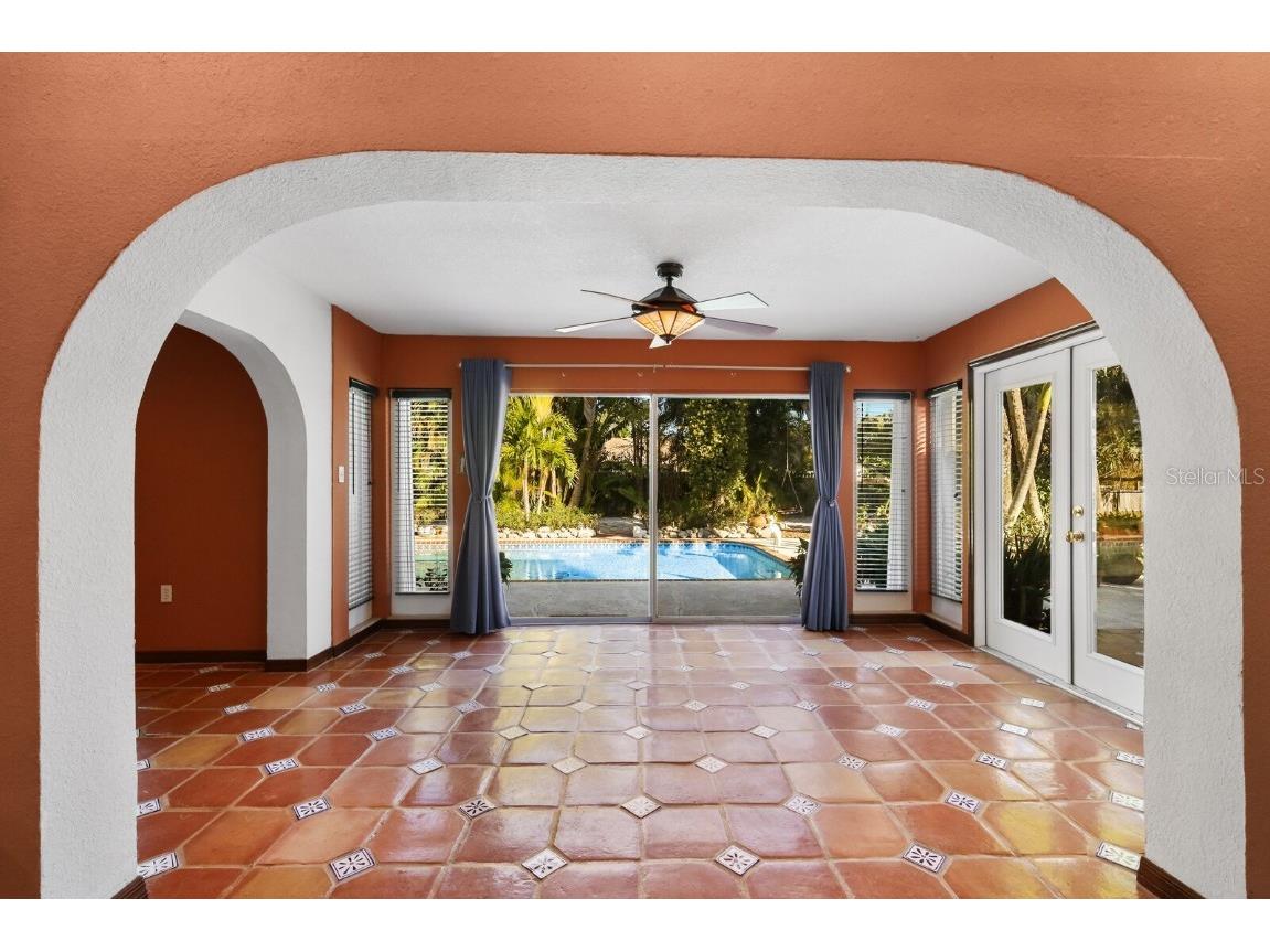 504 71st Street Holmes Beach FL 34217 A4604367 image7