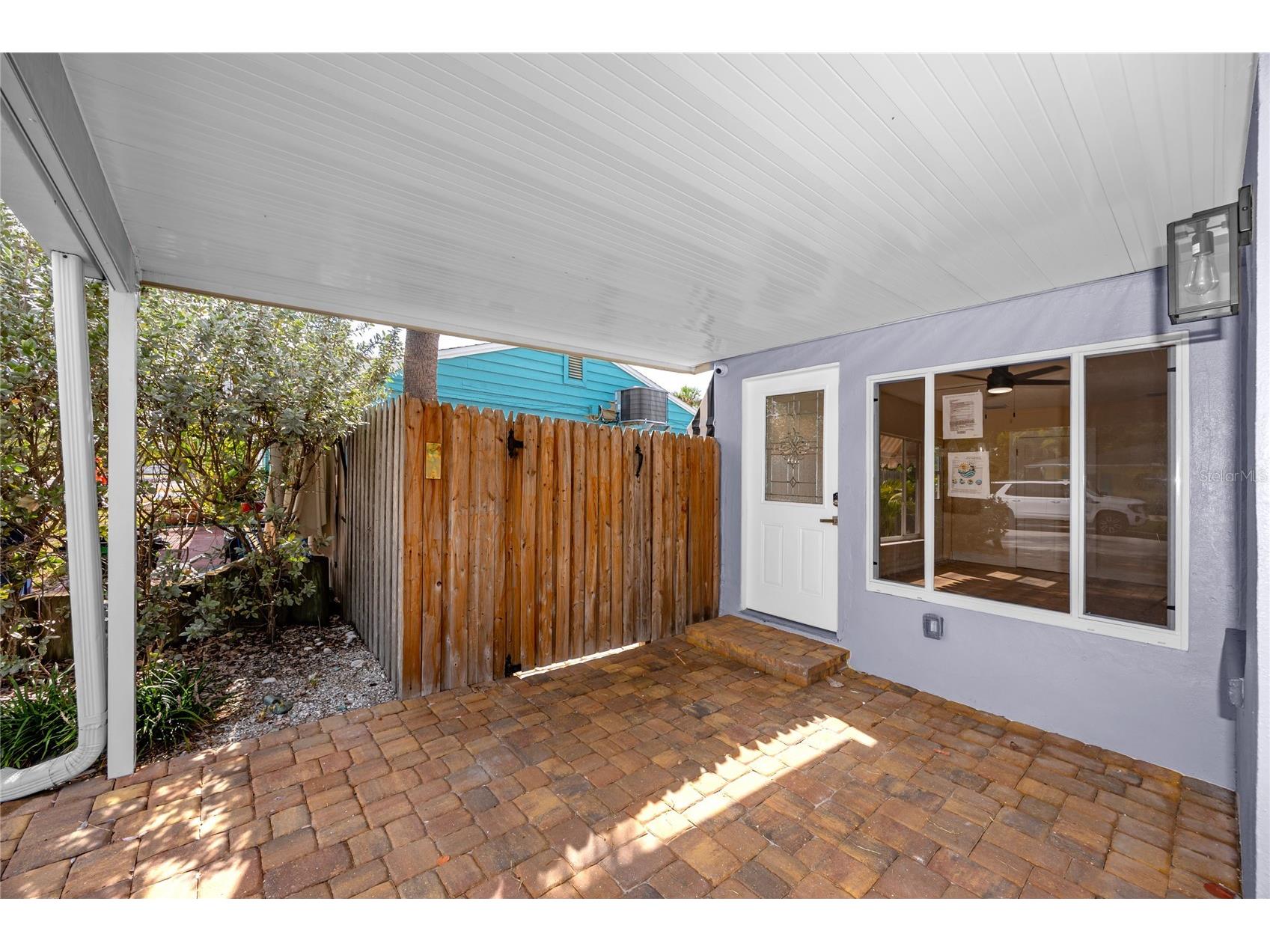 504 79th Avenue Saint Petersburg FL 33706 TB8527591 image10