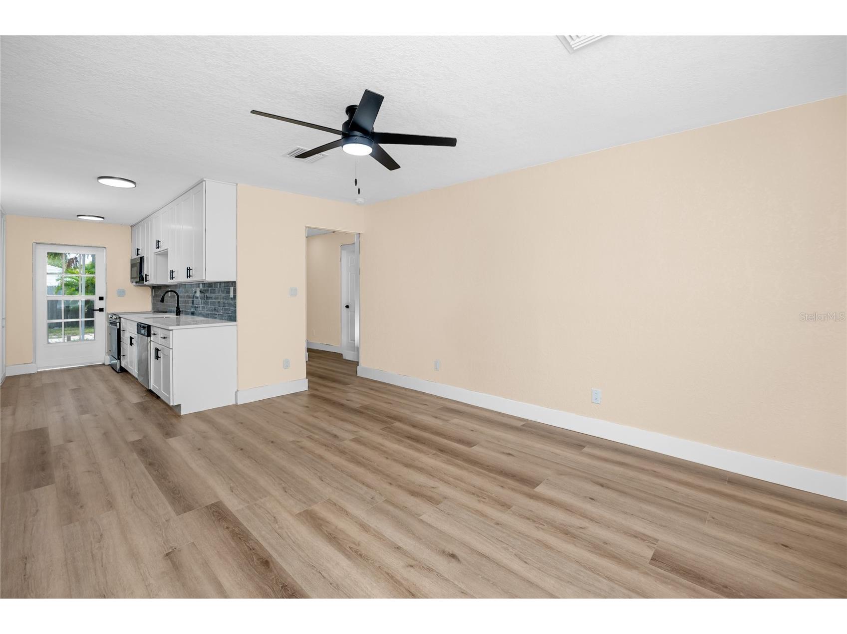 504 79th Avenue Saint Petersburg FL 33706 TB8527591 image13
