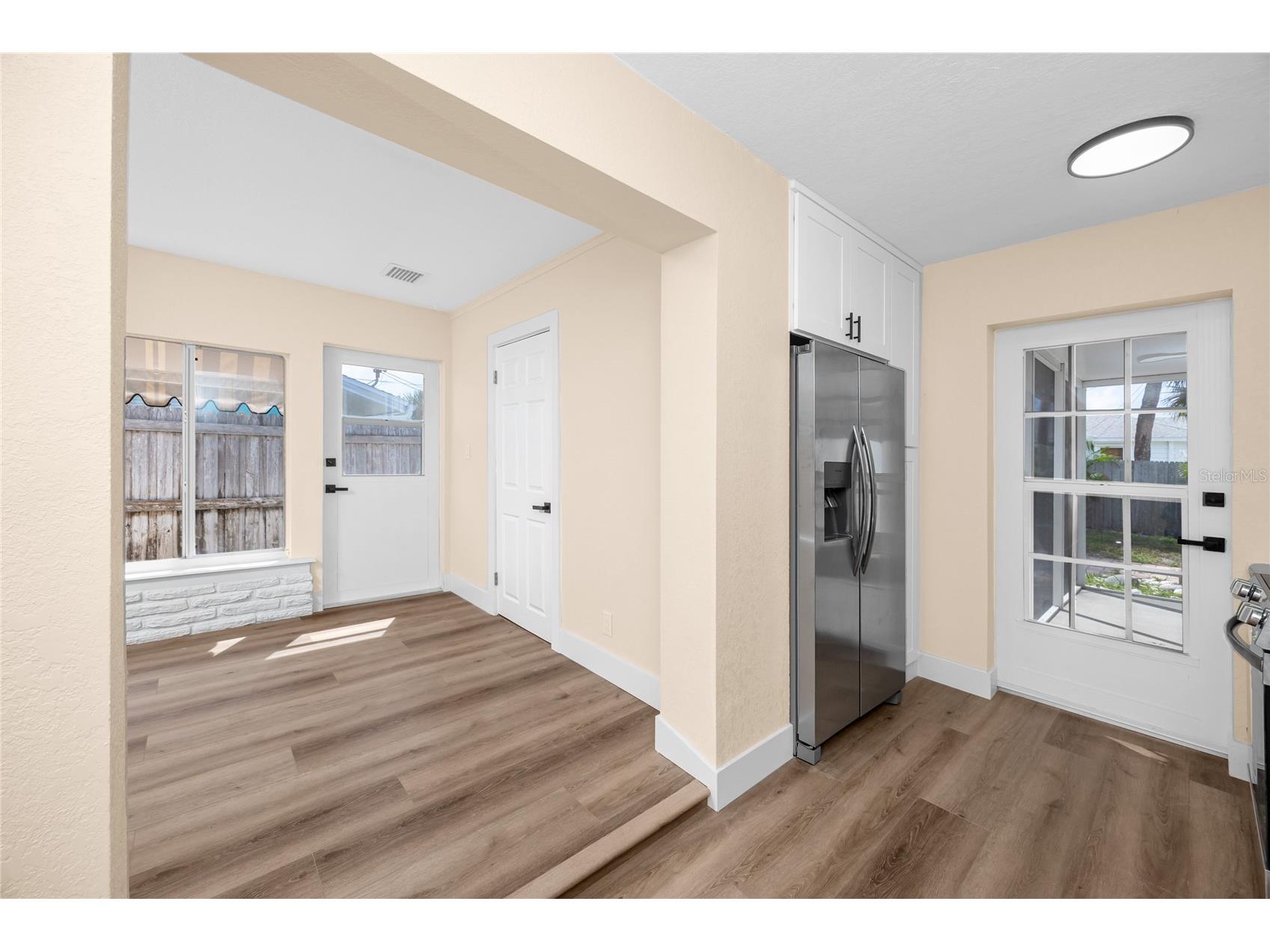 504 79th Avenue Saint Petersburg FL 33706 TB8527591 image14