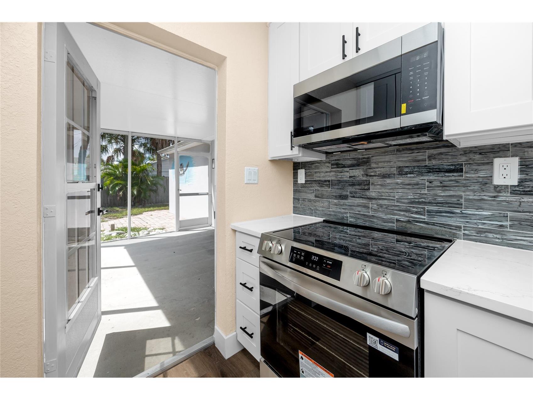 504 79th Avenue Saint Petersburg FL 33706 TB8527591 image15
