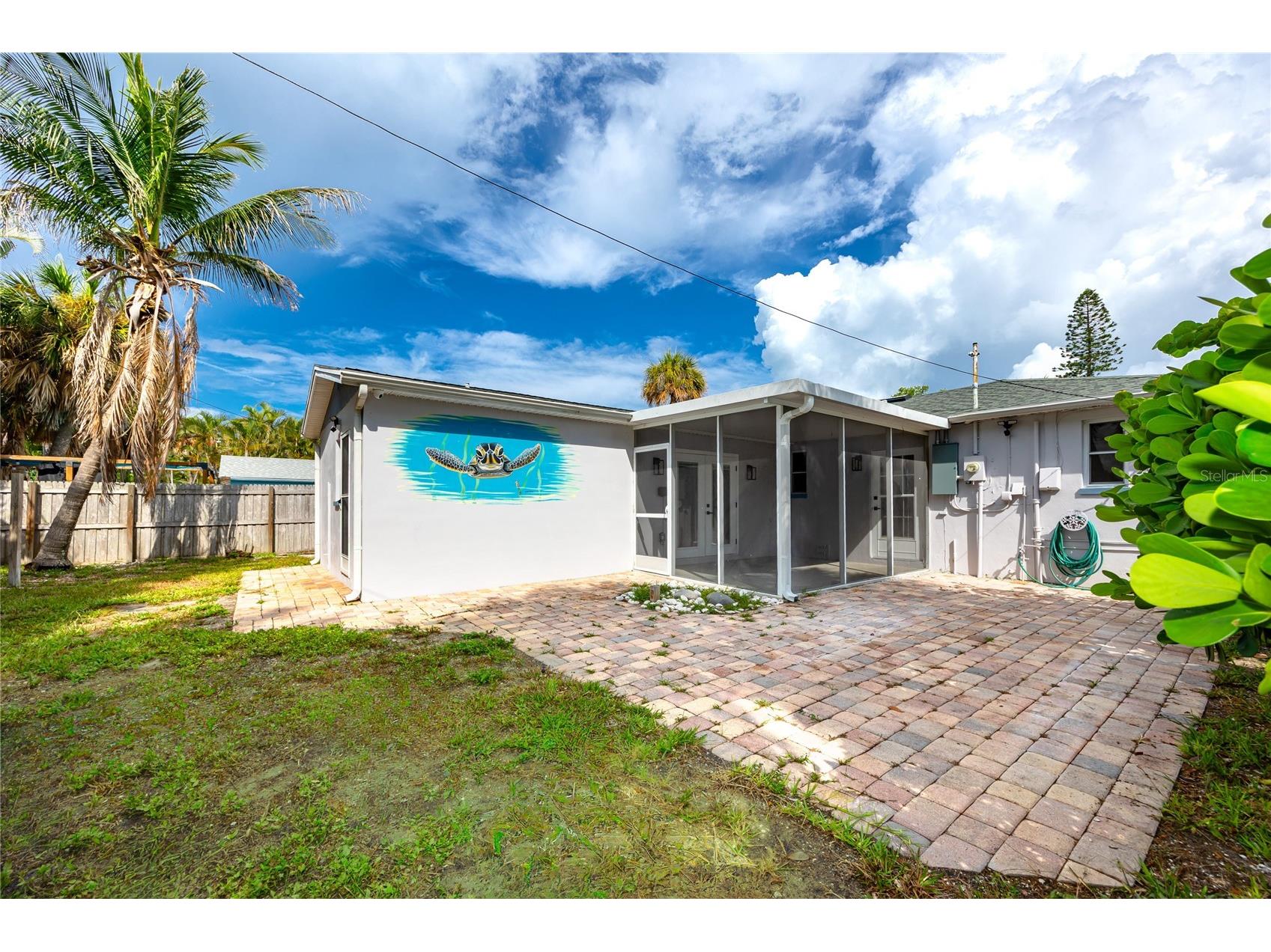 504 79th Avenue Saint Petersburg FL 33706 TB8527591 image2