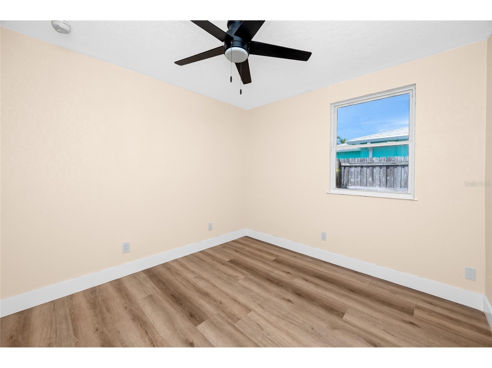 504 79th Avenue Saint Petersburg FL 33706 TB8527591 image27