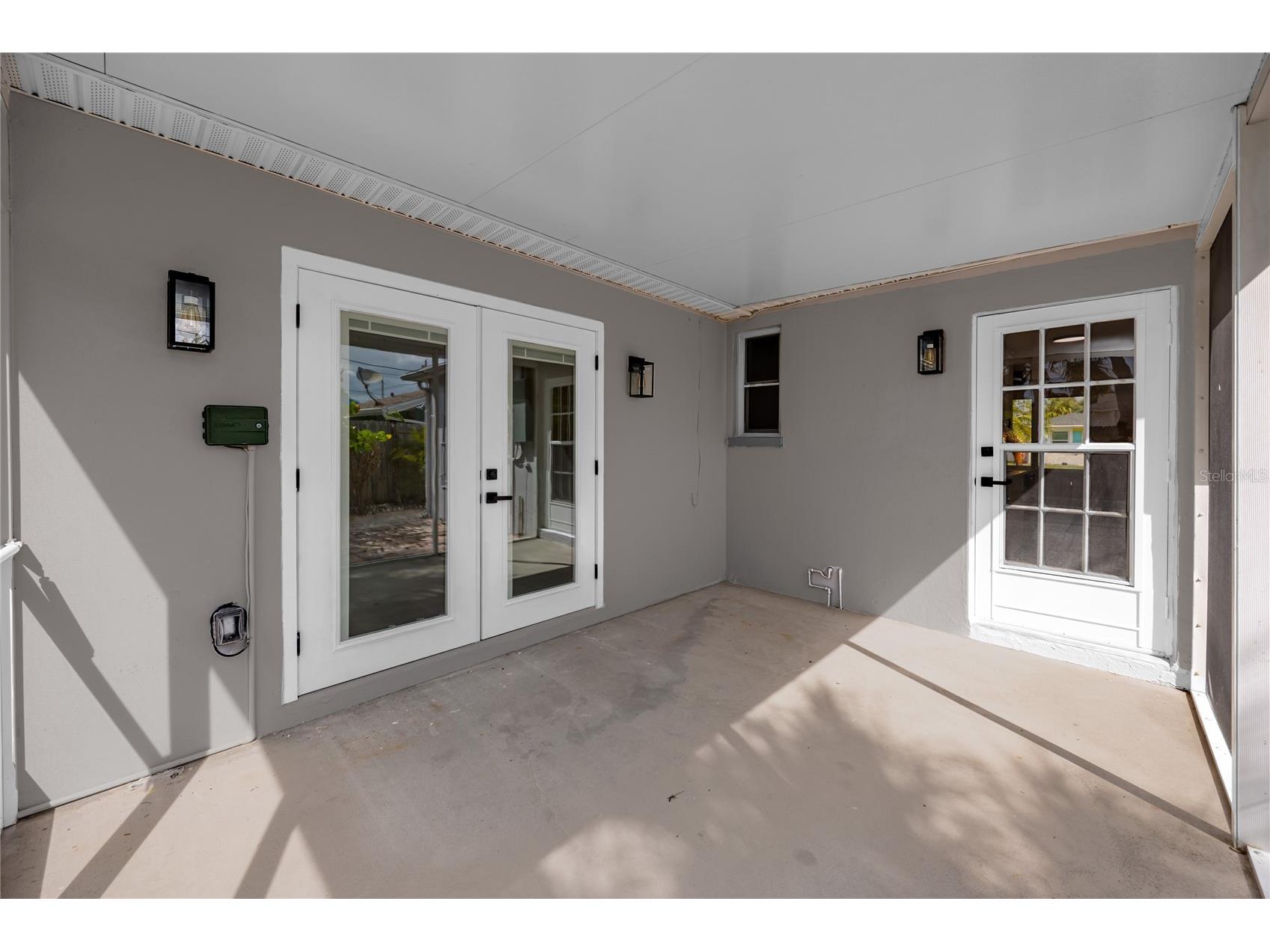 504 79th Avenue Saint Petersburg FL 33706 TB8527591 image36
