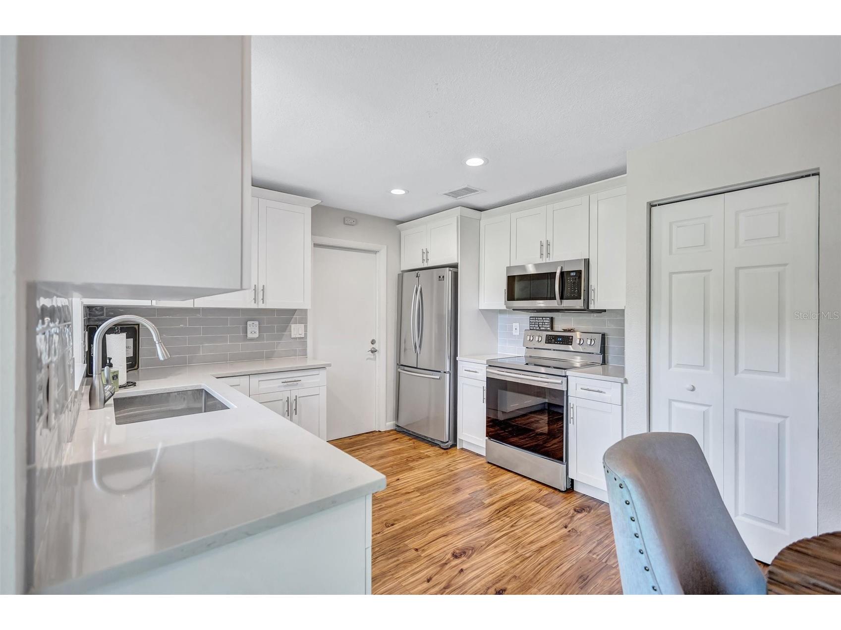504 7th Street SE Largo FL 33771 - LAKE ALISON TB8520325 image10