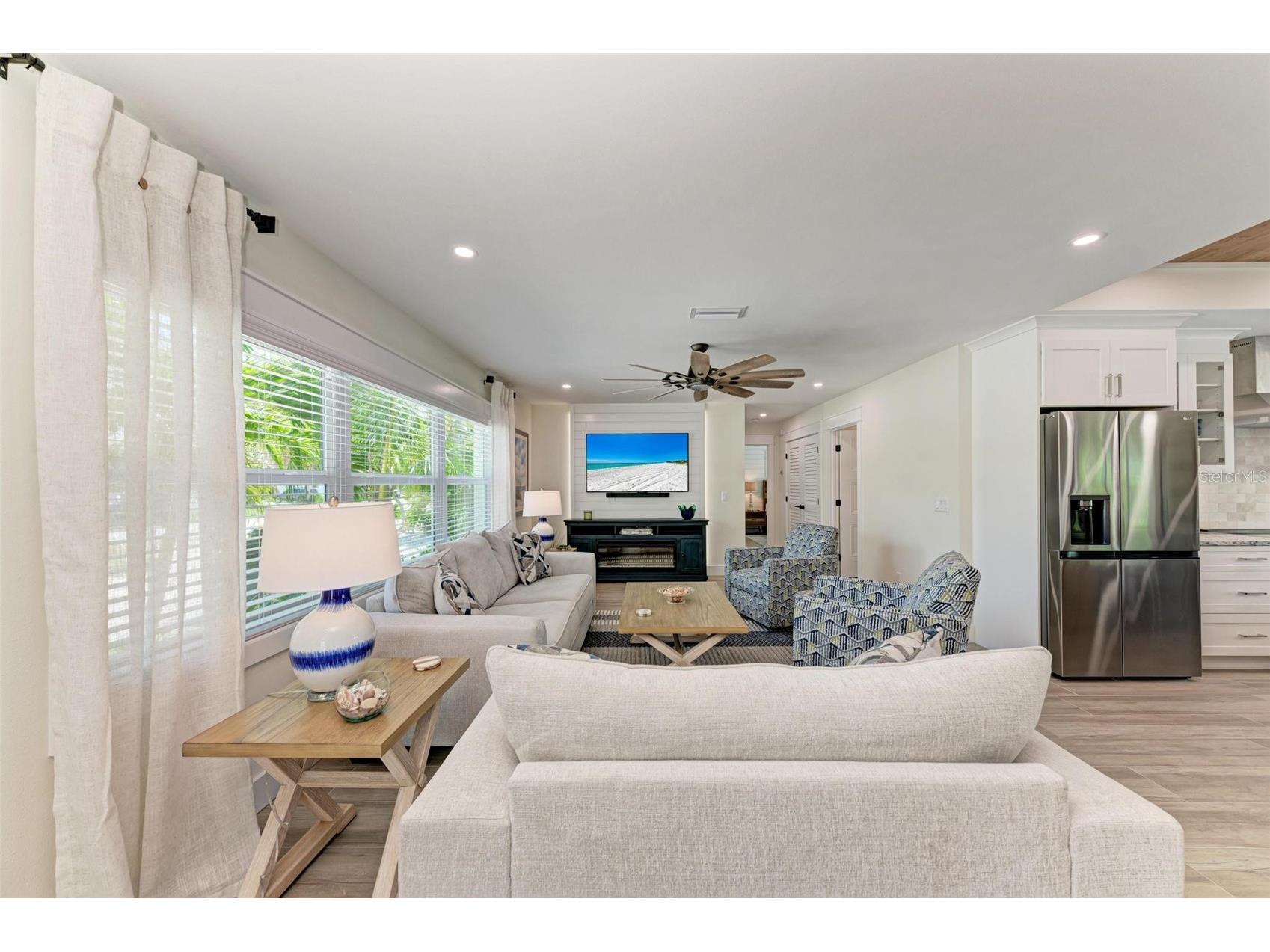 504 Bayview Drive Holmes Beach FL 34217 A4681249 image15