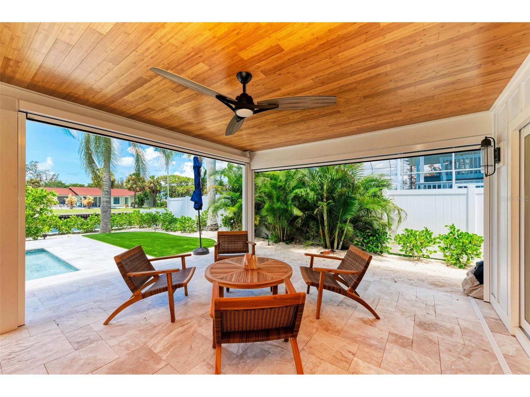 504 Bayview Drive Holmes Beach FL 34217 A4681249 image47