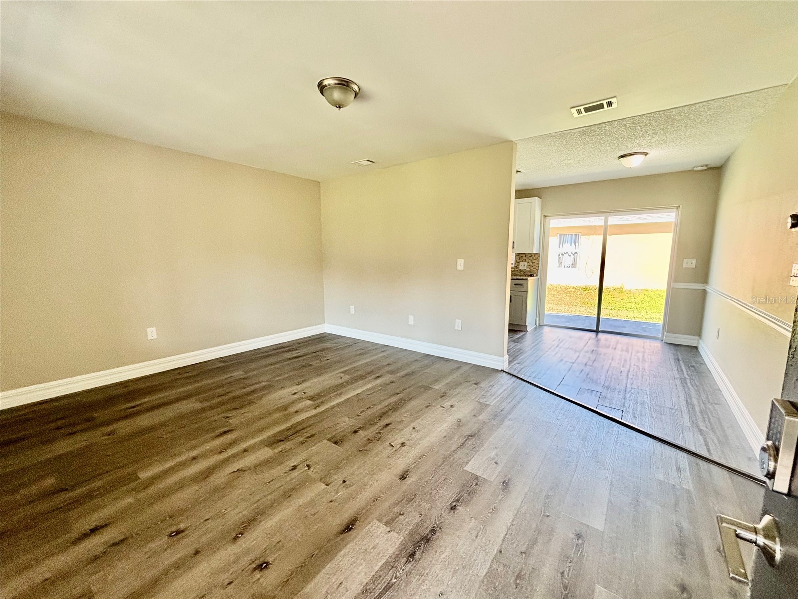 504 Blackbird Lane Poinciana FL 34759 TB8499576 image3