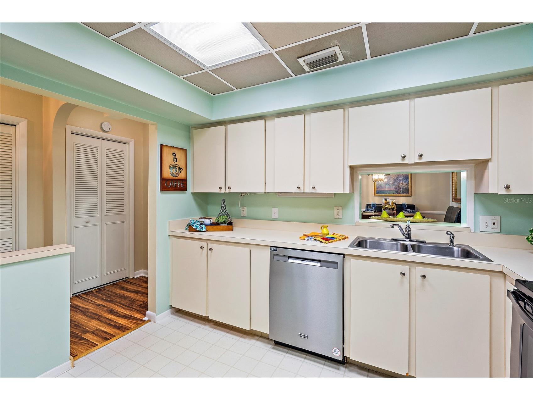 504 Cordova Green Seminole FL 33777 TB8519194 image9