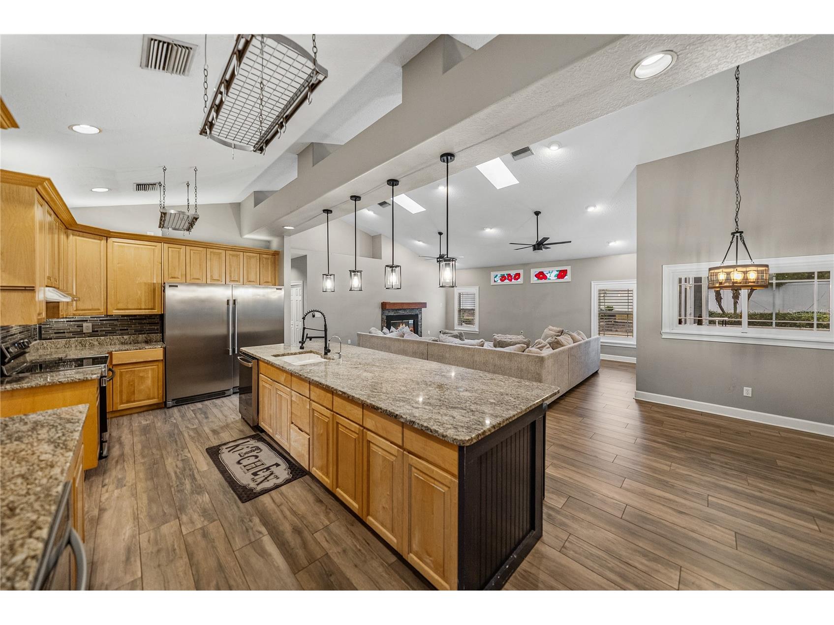 504 Covington Park Street Seffner FL 33584 TB8442434 image14