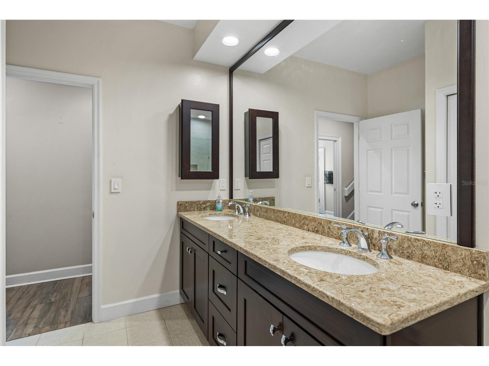 504 Covington Park Street Seffner FL 33584 TB8442434 image50