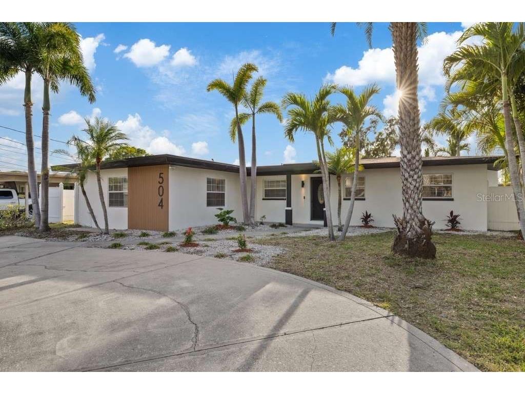 504 Driftwood Drive E Palm Harbor FL 34683 TB8442180 image1