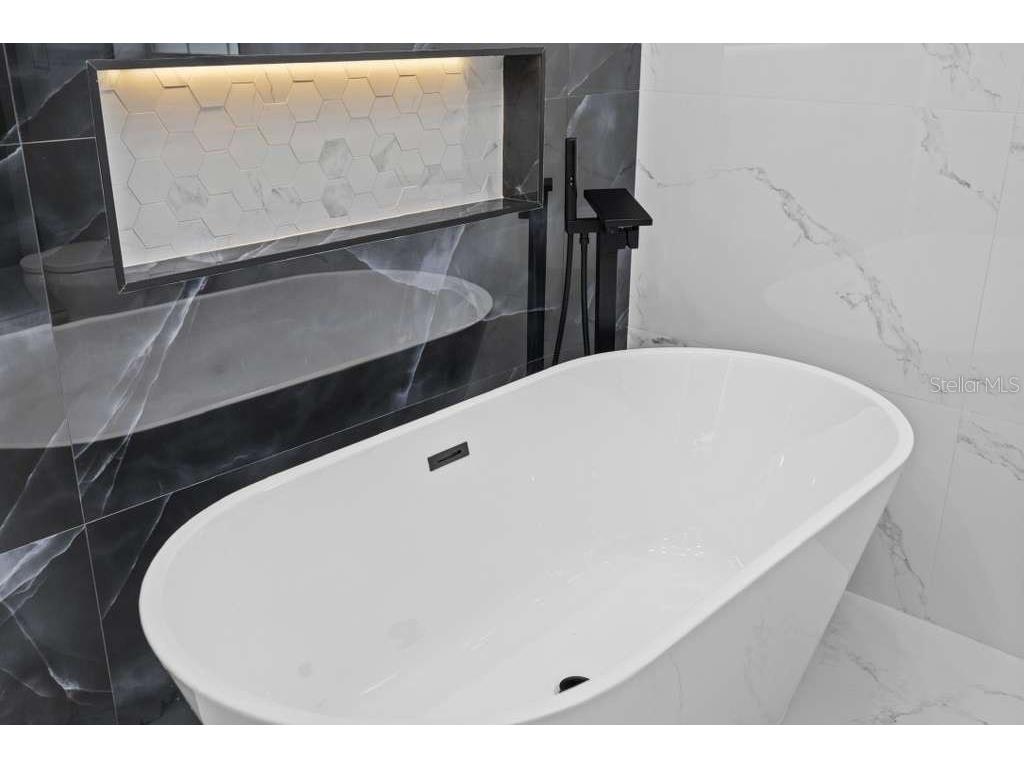 504 Driftwood Drive E Palm Harbor FL 34683 TB8442180 image21